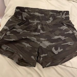 Athleta shorts 4 inch